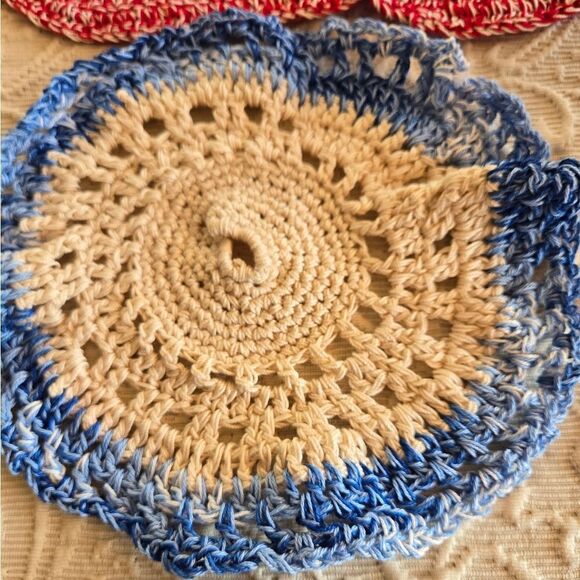 Handmade Red, White, and Blue Crochet Placemat Doilies - Picture 3 of 4